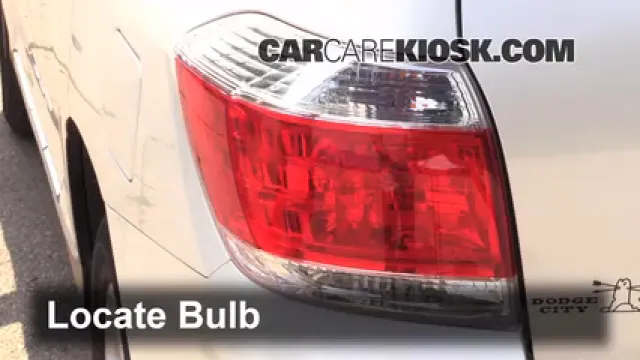 2012 Toyota Highlander 3.5L V6 Lights Reverse Light (replace bulb)